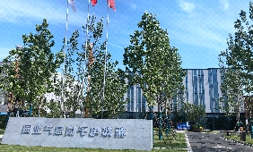 走进电子信息产业园与企业 进行深度交流